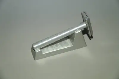 The Henson razor on the Henson stand
